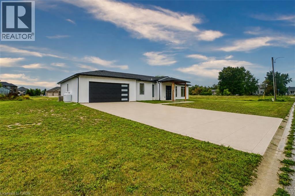 6 William Street, Port Albert, Ontario  N7A 3X9 - Photo 2 - 40858442