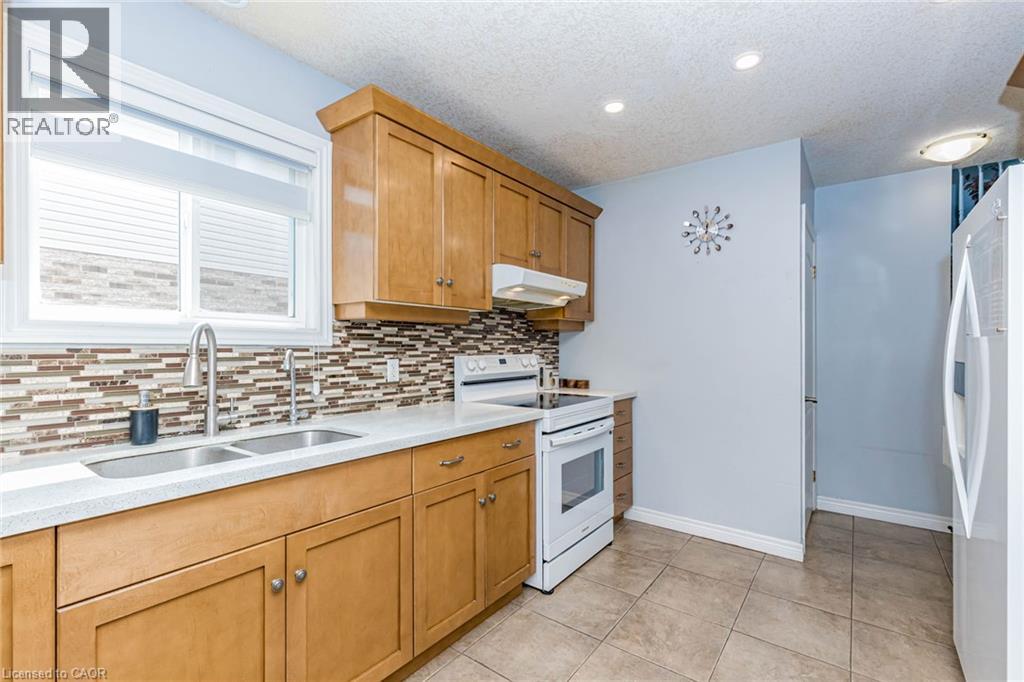 39 Washburn Drive, Guelph, Ontario  N1E 0B6 - Photo 18 - 40858524