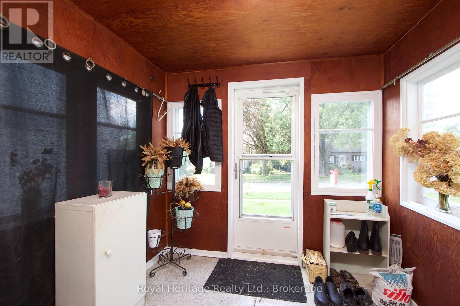 97 Westmount Street, Oshawa, Ontario  L1J 4X2 - Photo 4 - E13719160