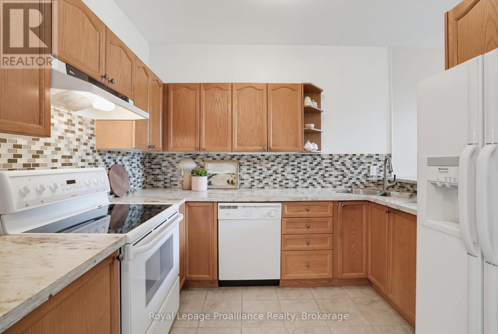17 - 355 Dundas Street W, Belleville, Ontario  K8P 1B3 - Photo 8 - X13719038