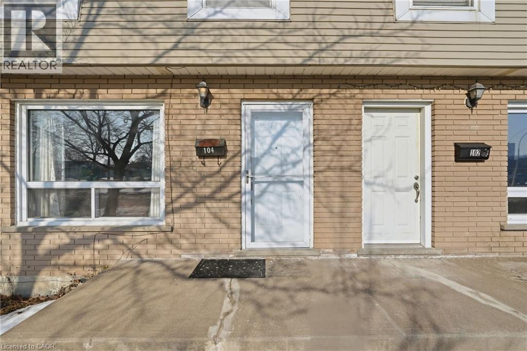 104 Neil Avenue, Hamilton, Ontario  L8G 2N6 - Photo 3 - 40806100