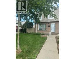 104 NEIL Avenue, Hamilton, Ontario