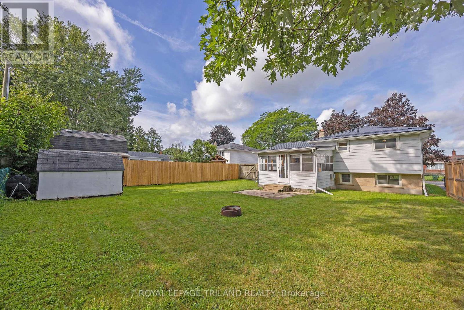 18 Laurier Road, St. Thomas, Ontario  N5P 3N7 - Photo 5 - X13719148