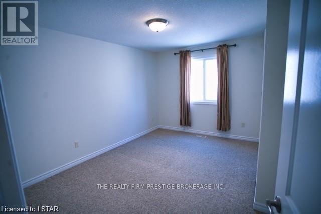 926 Grenfell Drive, London North, Ontario  N5X 4R8 - Photo 12 - X13719188