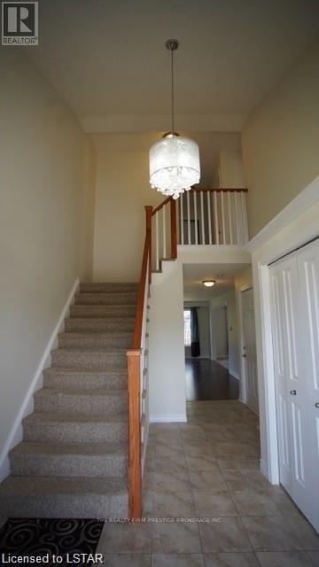 926 Grenfell Drive, London North, Ontario  N5X 4R8 - Photo 2 - X13719188