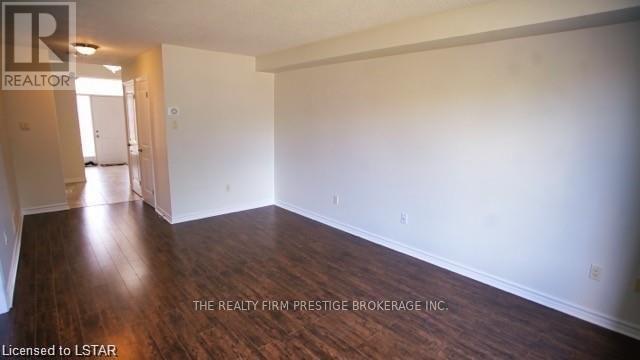 926 Grenfell Drive, London North, Ontario  N5X 4R8 - Photo 4 - X13719188