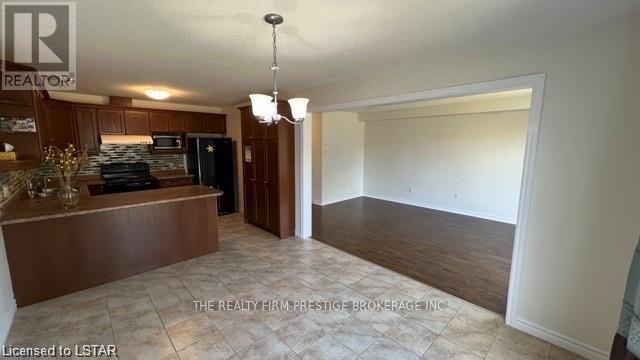 926 Grenfell Drive, London North, Ontario  N5X 4R8 - Photo 5 - X13719188