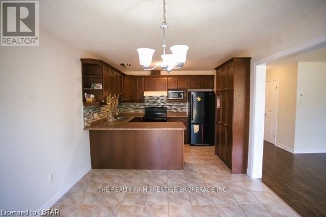 926 Grenfell Drive, London North, Ontario  N5X 4R8 - Photo 6 - X13719188