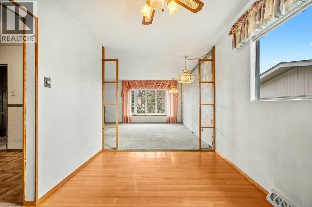 4515 Norquay Drive NW, Calgary, Alberta  T2K 2K9 - Photo 8 - A2338917