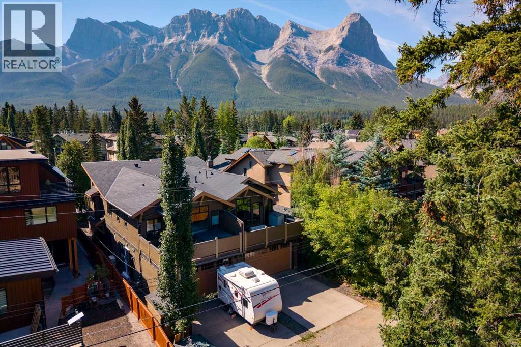 624 4th Street, Canmore, Alberta  T1W 2H3 - Photo 40 - A2339723