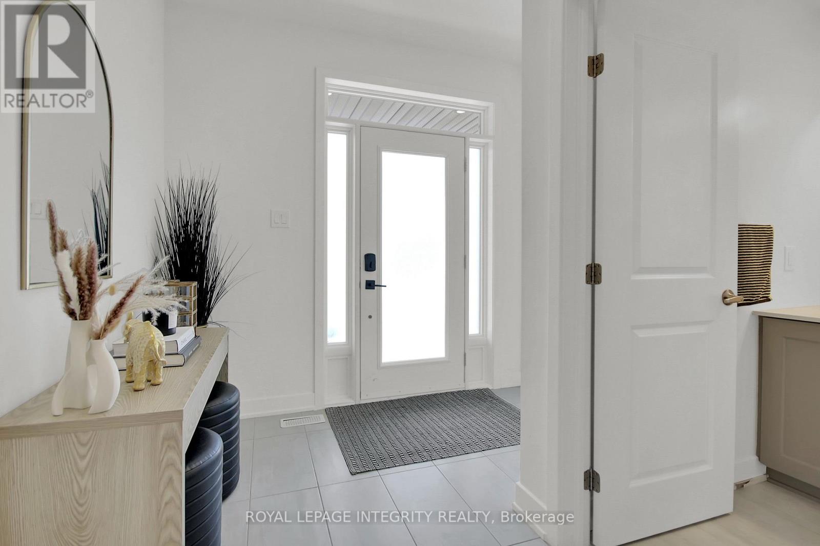 201 Reisling Way, Ottawa, Ontario  K1T 0X1 - Photo 2 - X13719026