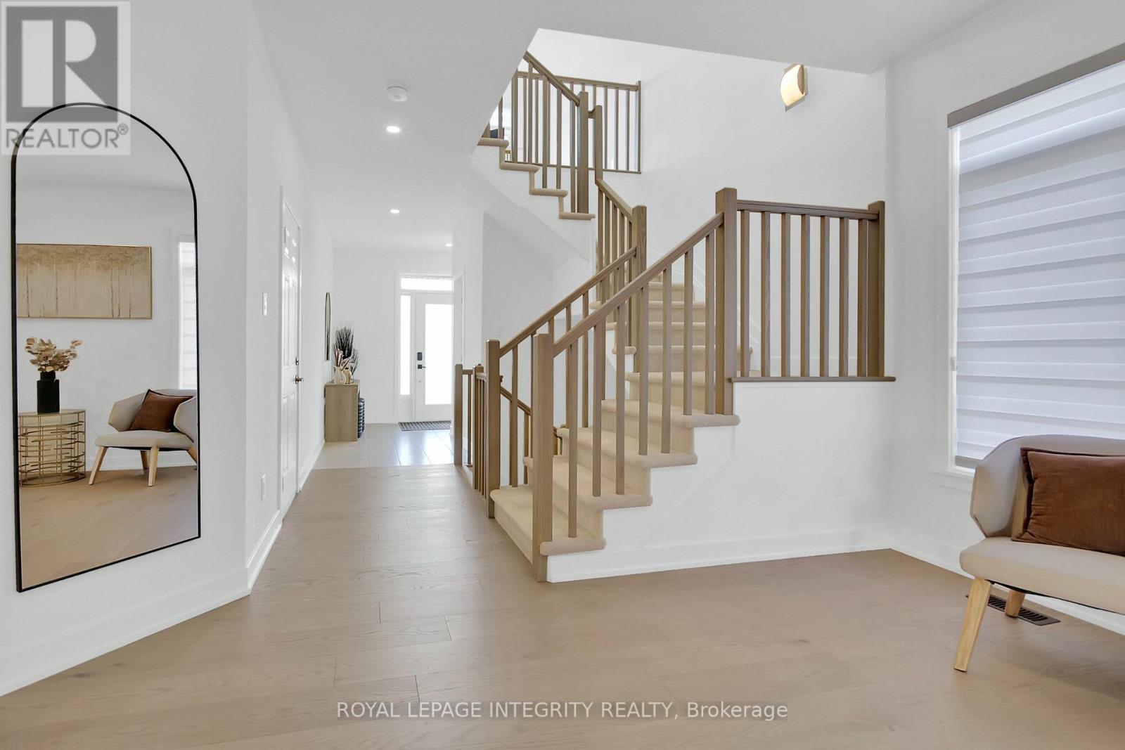 201 Reisling Way, Ottawa, Ontario  K1T 0X1 - Photo 3 - X13719026