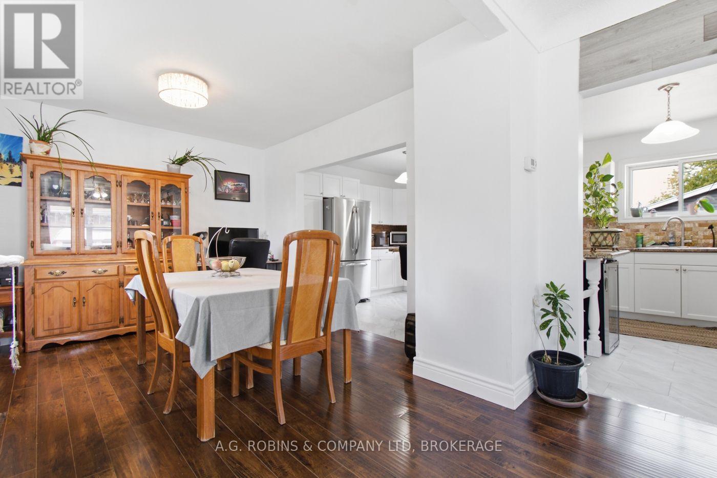54 Clifford Avenue, Welland, Ontario  L3C 2G1 - Photo 10 - X13719084