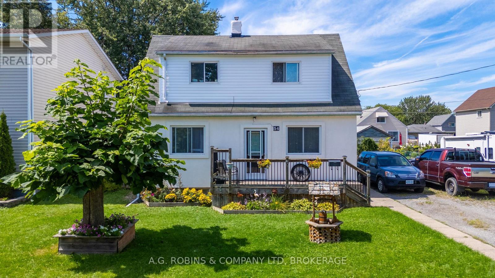 54 Clifford Avenue, Welland, Ontario  L3C 2G1 - Photo 2 - X13719084
