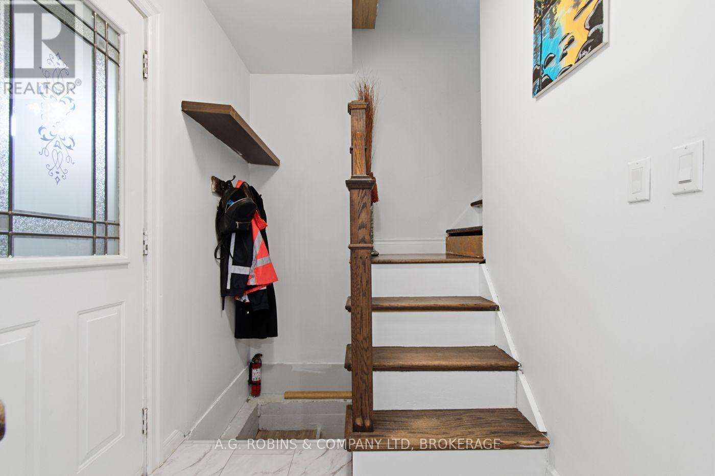 54 Clifford Avenue, Welland, Ontario  L3C 2G1 - Photo 23 - X13719084