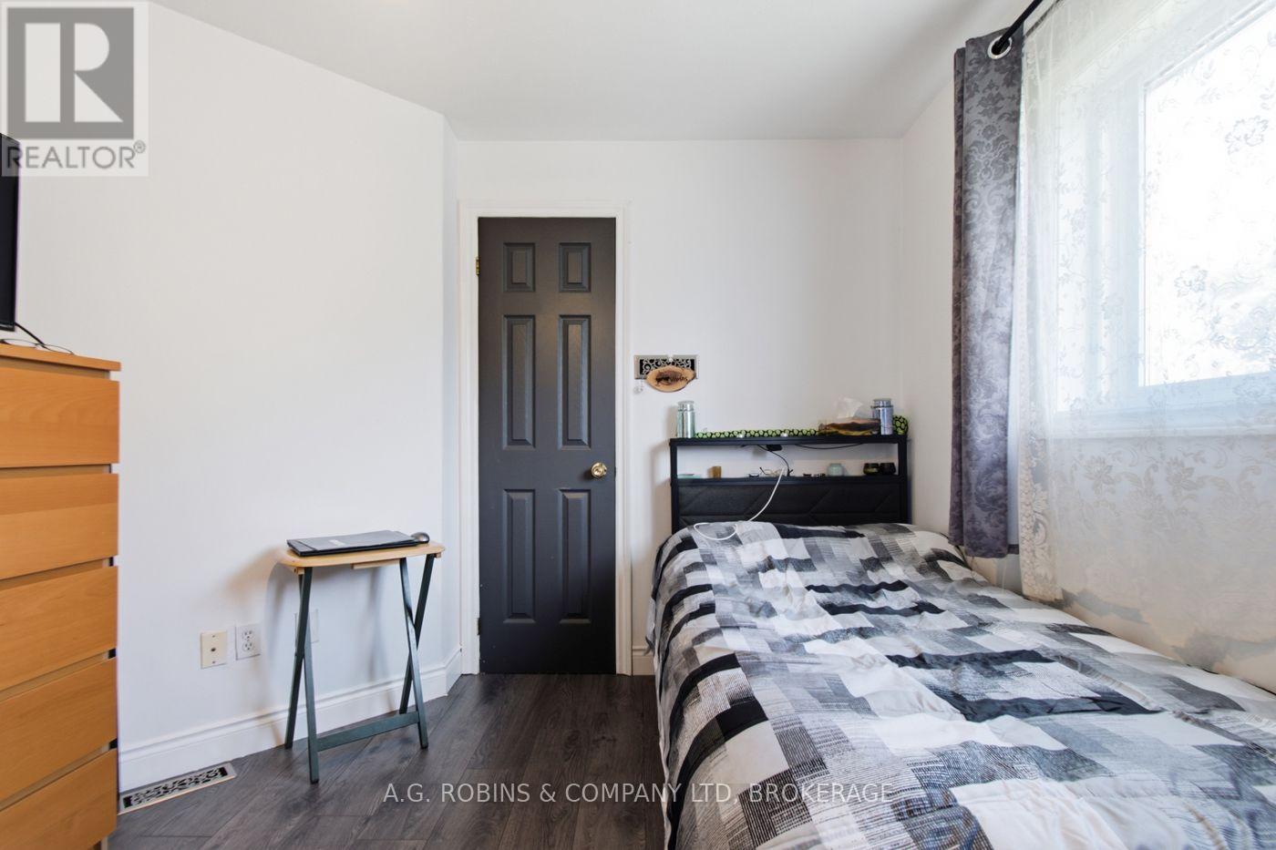 54 Clifford Avenue, Welland, Ontario  L3C 2G1 - Photo 29 - X13719084
