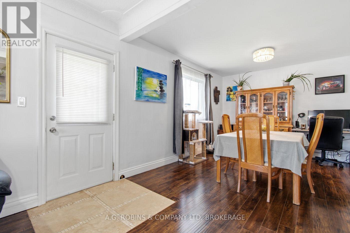 54 Clifford Avenue, Welland, Ontario  L3C 2G1 - Photo 5 - X13719084