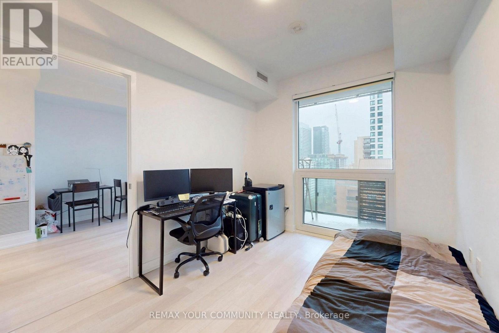 1001 - 39 Roehampton Avenue, Toronto, Ontario  M4P 0G1 - Photo 14 - C13719002