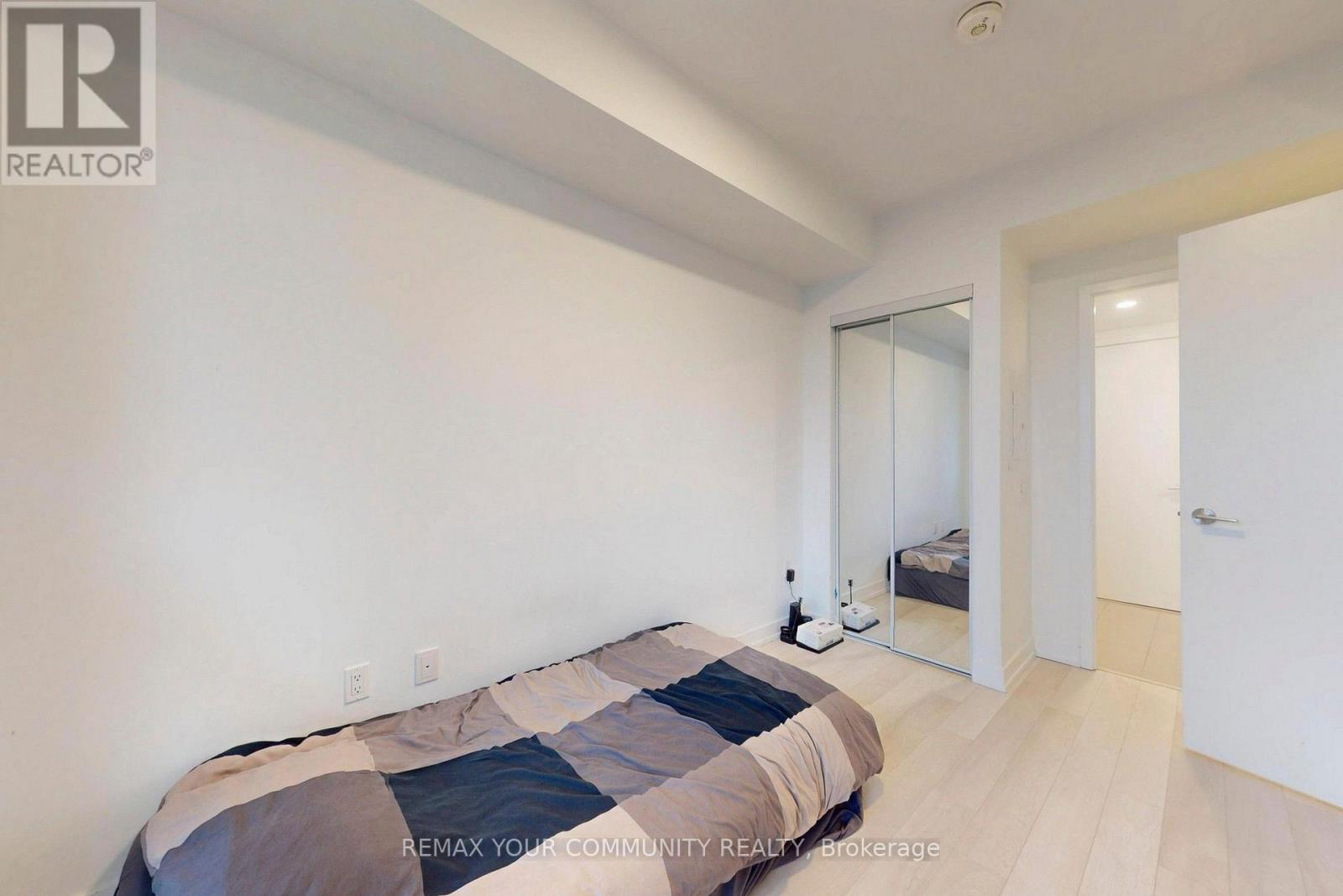1001 - 39 Roehampton Avenue, Toronto, Ontario  M4P 0G1 - Photo 15 - C13719002