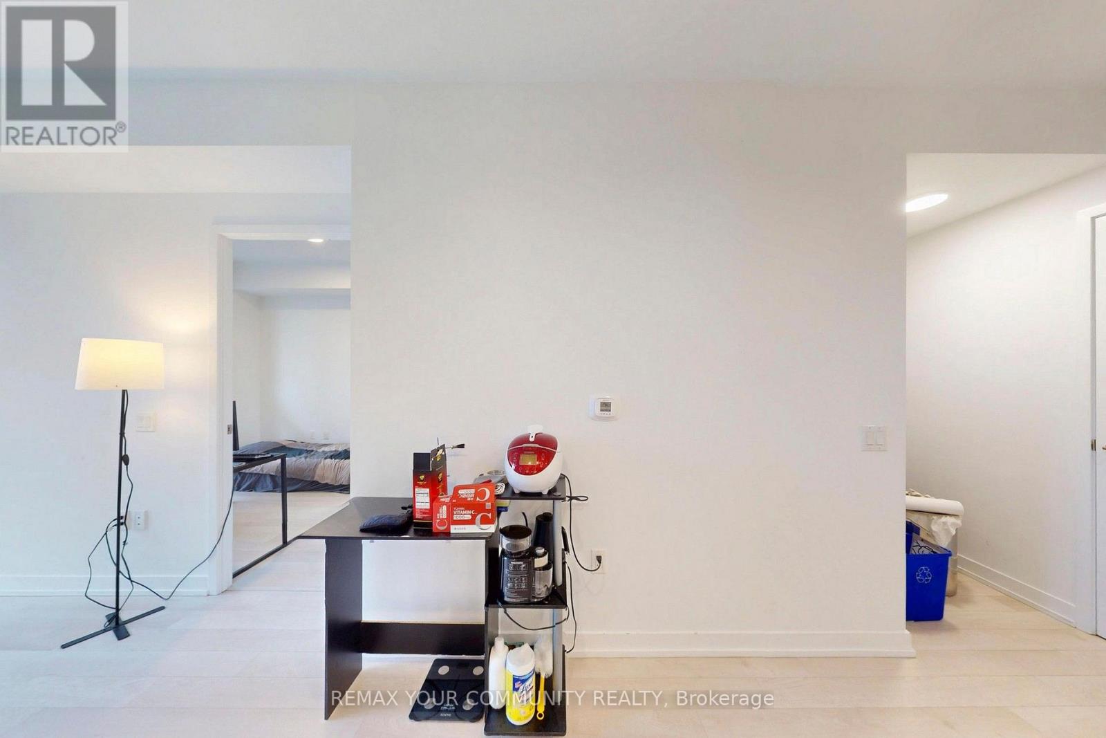 1001 - 39 Roehampton Avenue, Toronto, Ontario  M4P 0G1 - Photo 6 - C13719002