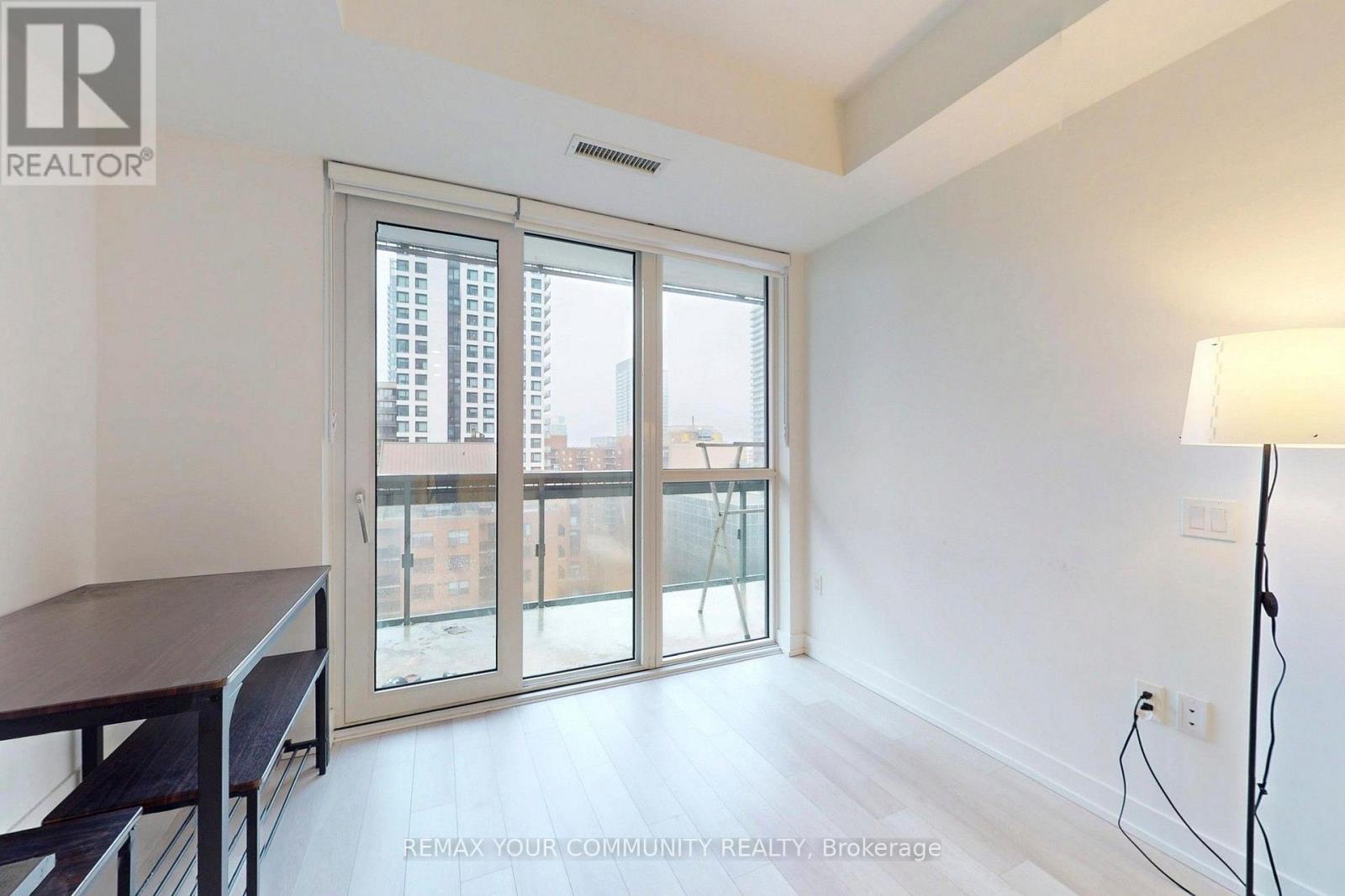 1001 - 39 Roehampton Avenue, Toronto, Ontario  M4P 0G1 - Photo 9 - C13719002