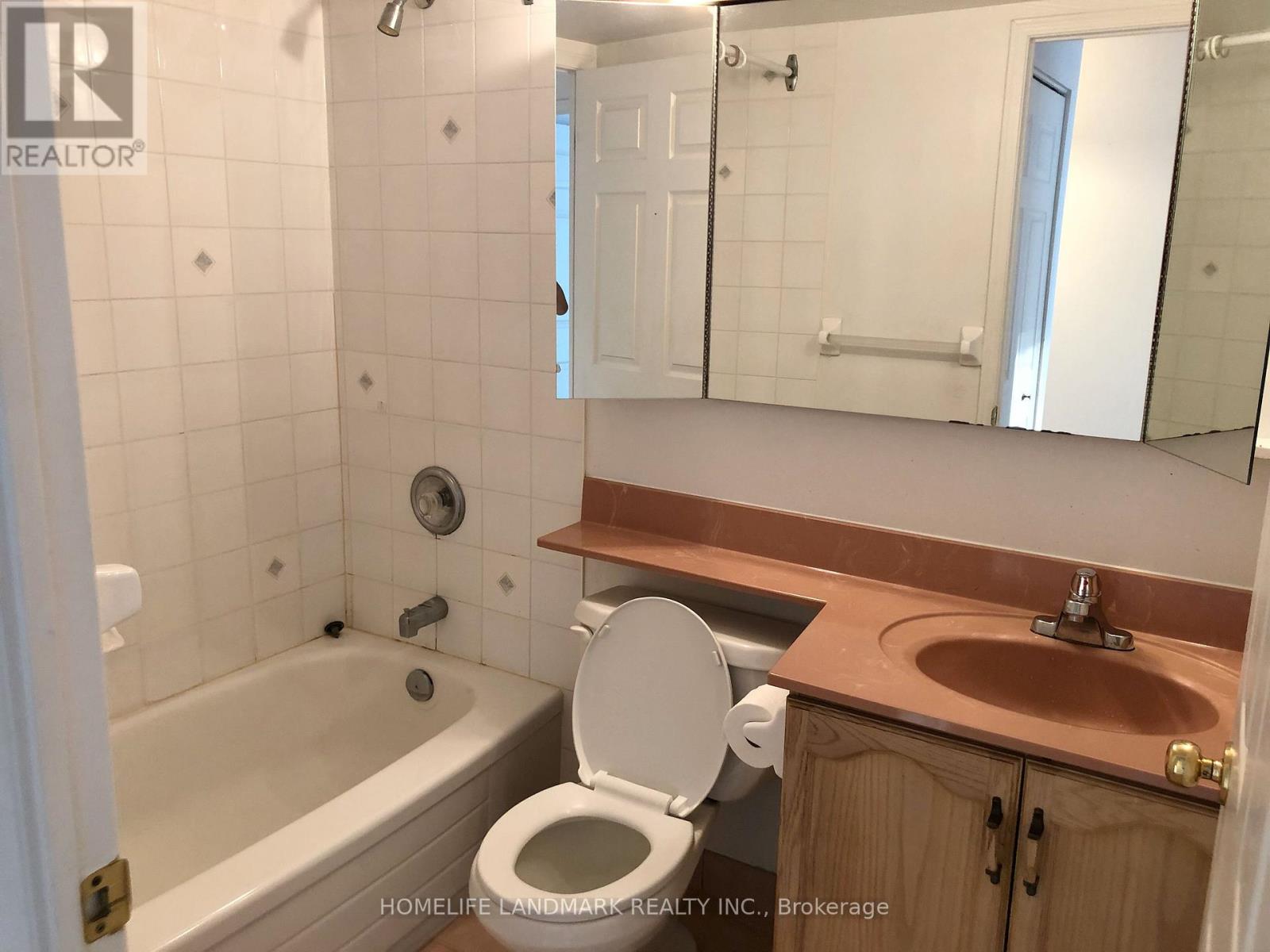1001 - 18 Pemberton Avenue, Toronto, Ontario  M2M 4K9 - Photo 6 - C13719052