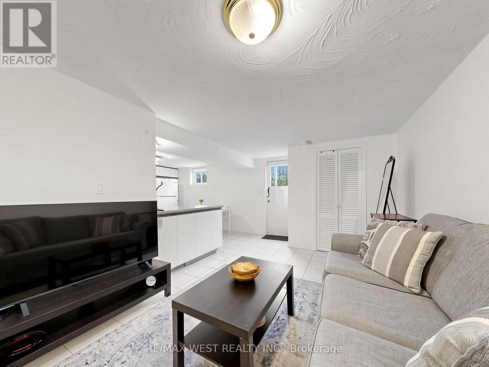 941 Willowdale Avenue, Toronto, Ontario  M2M 3C3 - Photo 29 - C13719102