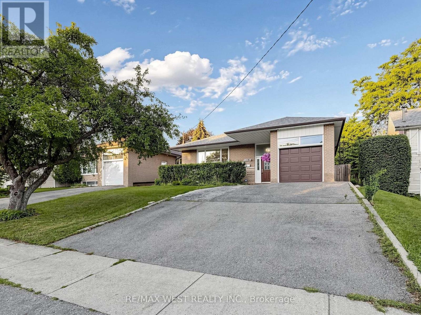 941 Willowdale Avenue, Toronto, Ontario  M2M 3C3 - Photo 3 - C13719102