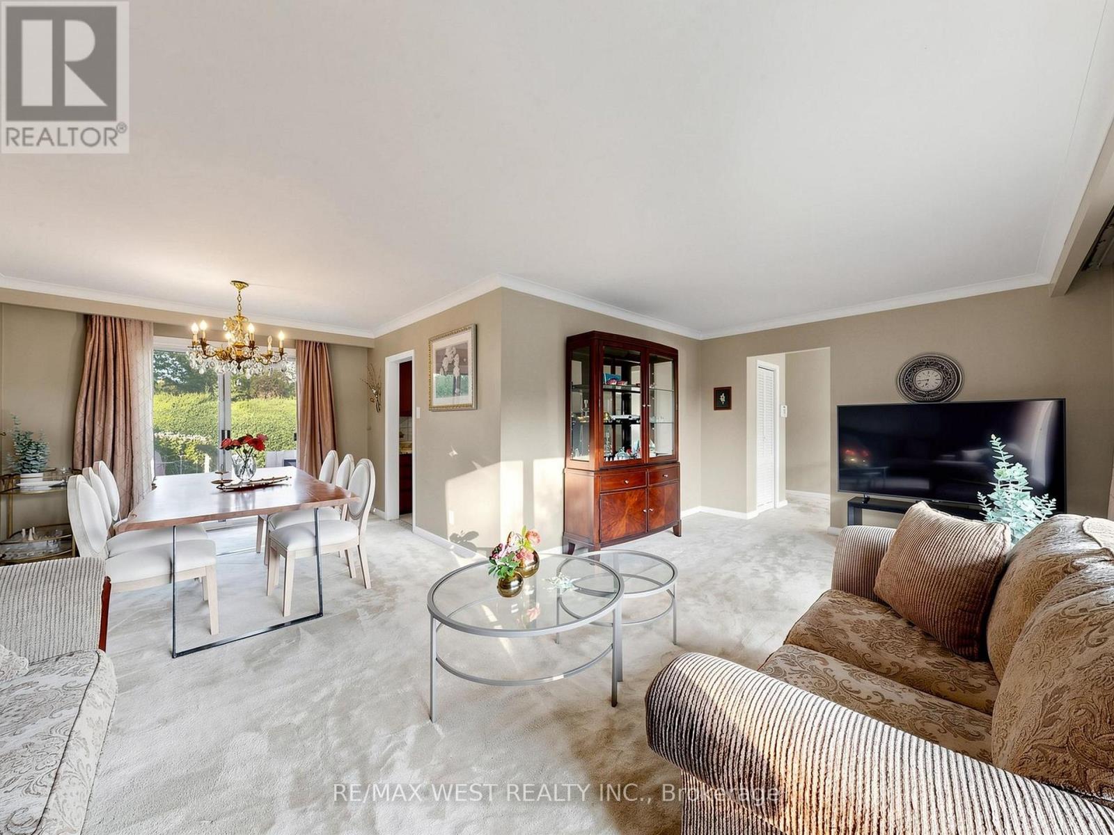 941 Willowdale Avenue, Toronto, Ontario  M2M 3C3 - Photo 4 - C13719102