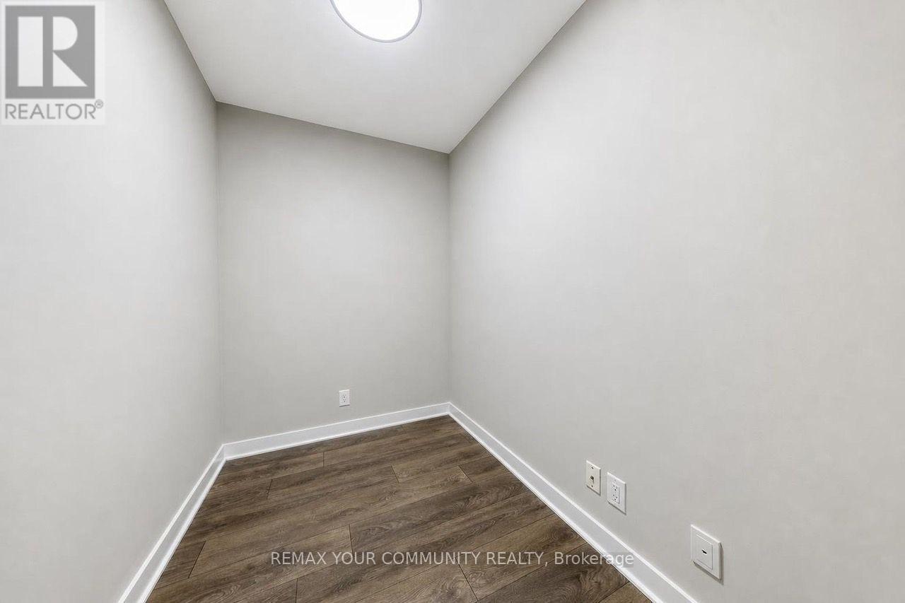 2711 - 15 Grenville Street, Toronto, Ontario  M4Y 0B9 - Photo 12 - C13719136