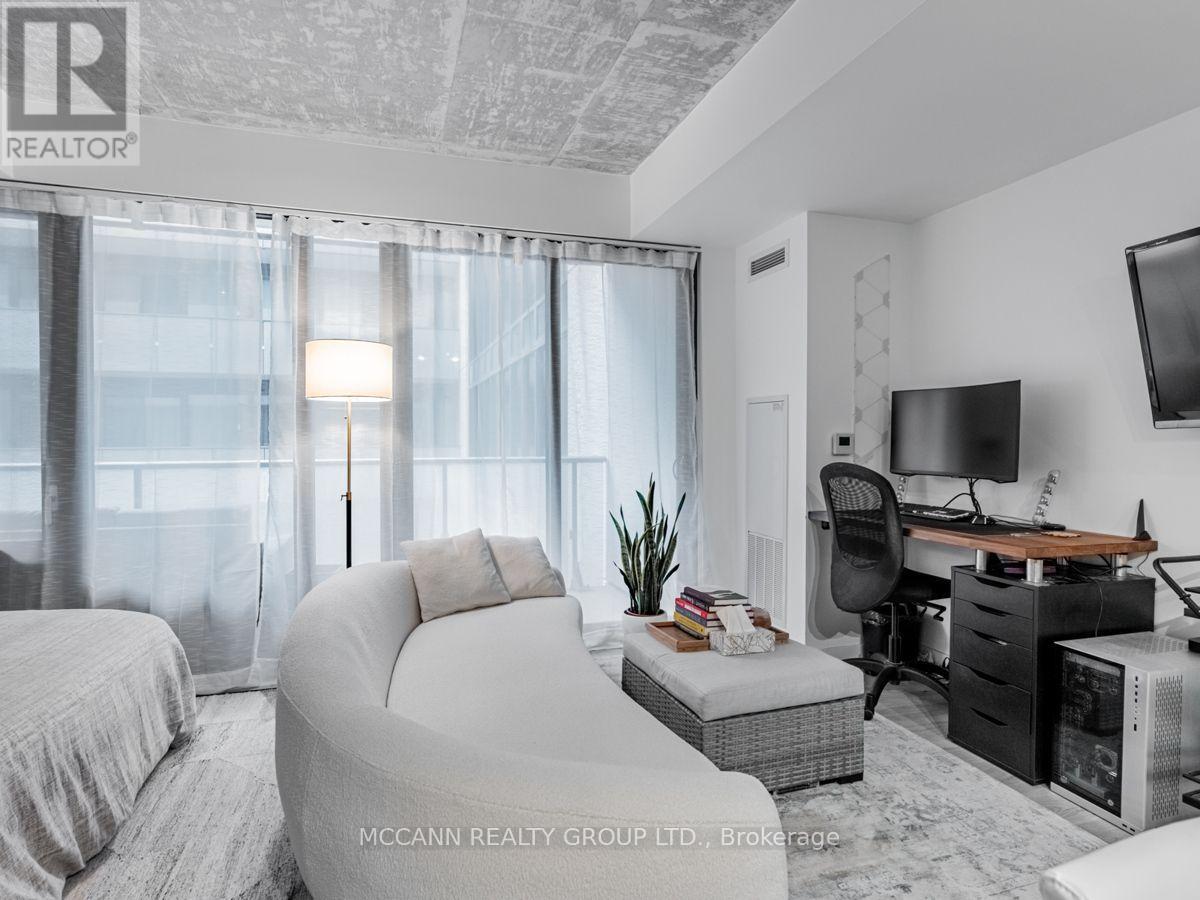 332 - 161 Roehampton Avenue, Toronto, Ontario  M4P 1P9 - Photo 11 - C13719168