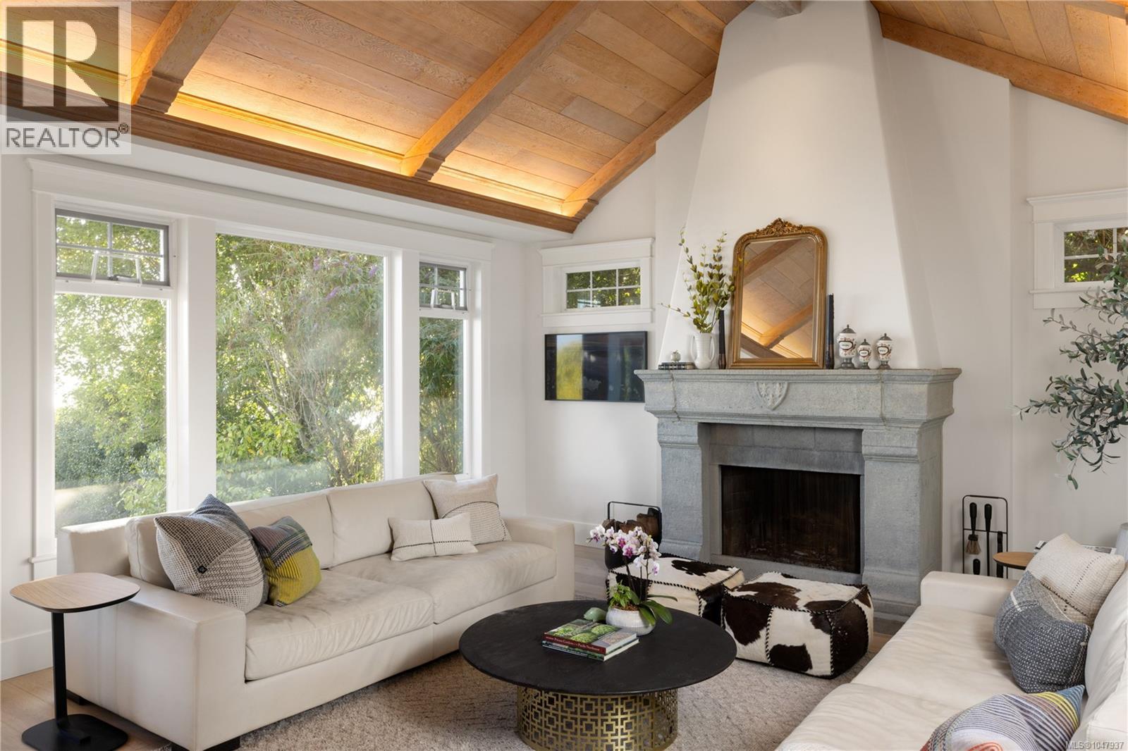 2924 Mt. Baker View Rd, Saanich, British Columbia  V8N 1Z5 - Photo 6 - 1047937