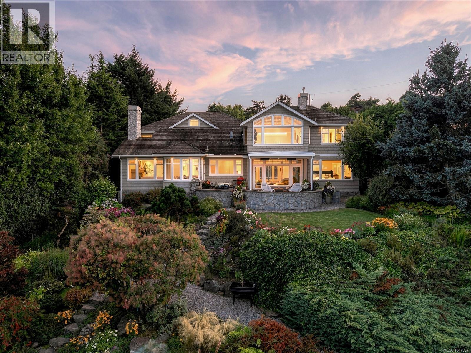 2924 Mt. Baker View Rd, Saanich, British Columbia  V8N 1Z5 - Photo 68 - 1047937