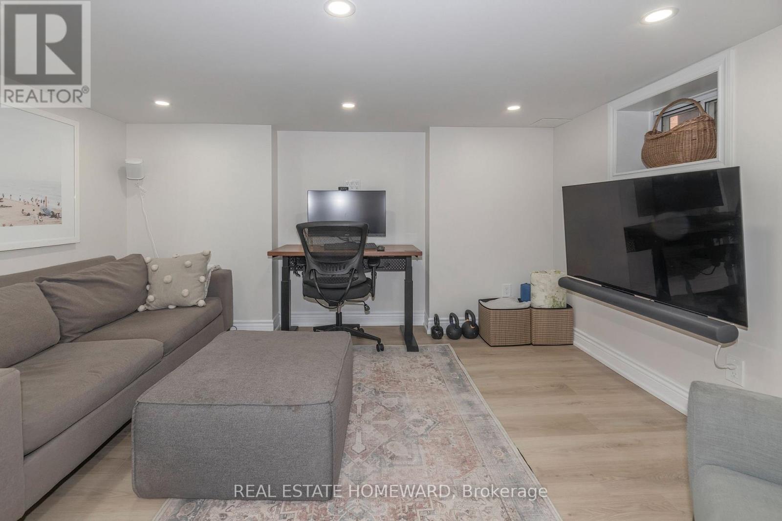 53 Pepler Avenue, Toronto, Ontario  M4J 2Y7 - Photo 18 - E13718998