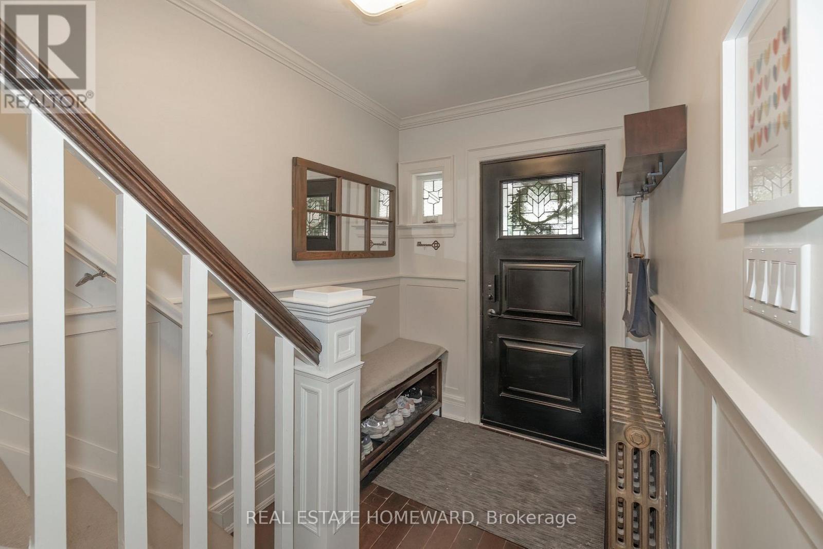 53 Pepler Avenue, Toronto, Ontario  M4J 2Y7 - Photo 3 - E13718998