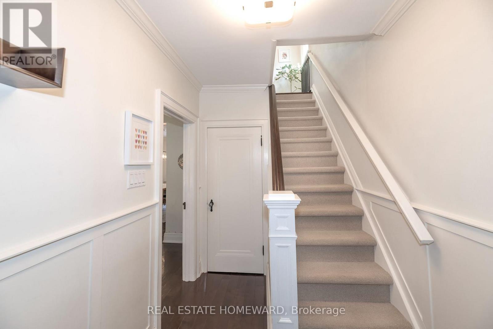 53 Pepler Avenue, Toronto, Ontario  M4J 2Y7 - Photo 4 - E13718998
