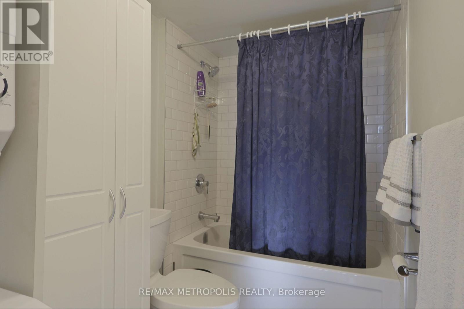 Lower - 1217 Norman Court, Oshawa, Ontario  L1H 7X2 - Photo 9 - E13719042