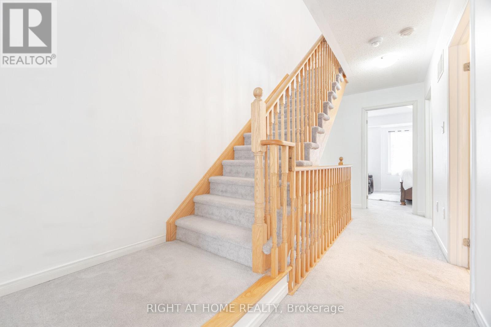 397 - 45 Icy Note Path, Oshawa, Ontario  L1L 0L1 - Photo 27 - E13719144