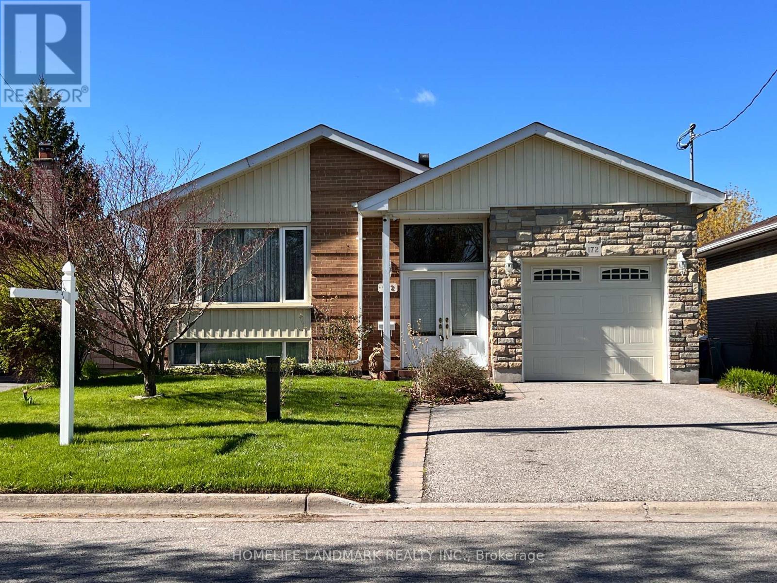 172 Sussex Street, Oshawa, Ontario  L1G 1V9 - Photo 1 - E13719192