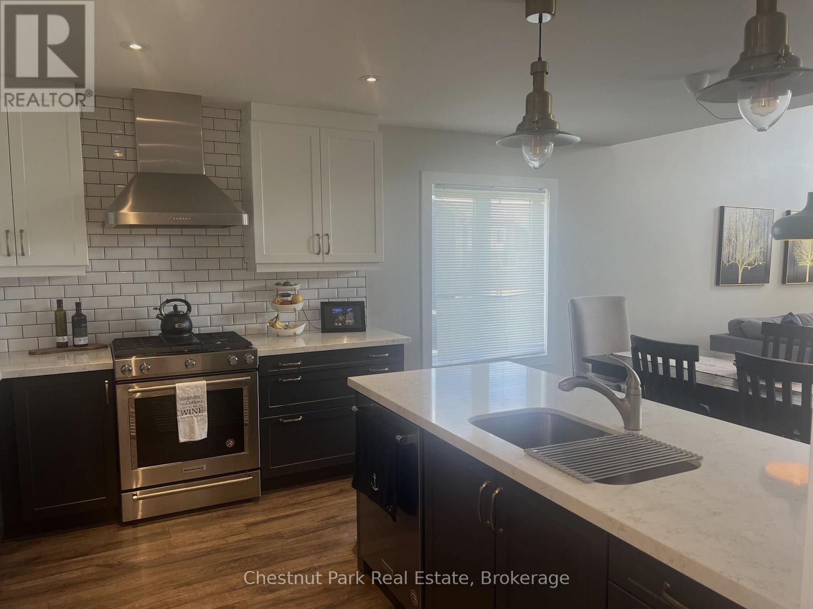 22 Kennedy Avenue, Collingwood, Ontario  L9Y 0Z5 - Photo 11 - S13719124