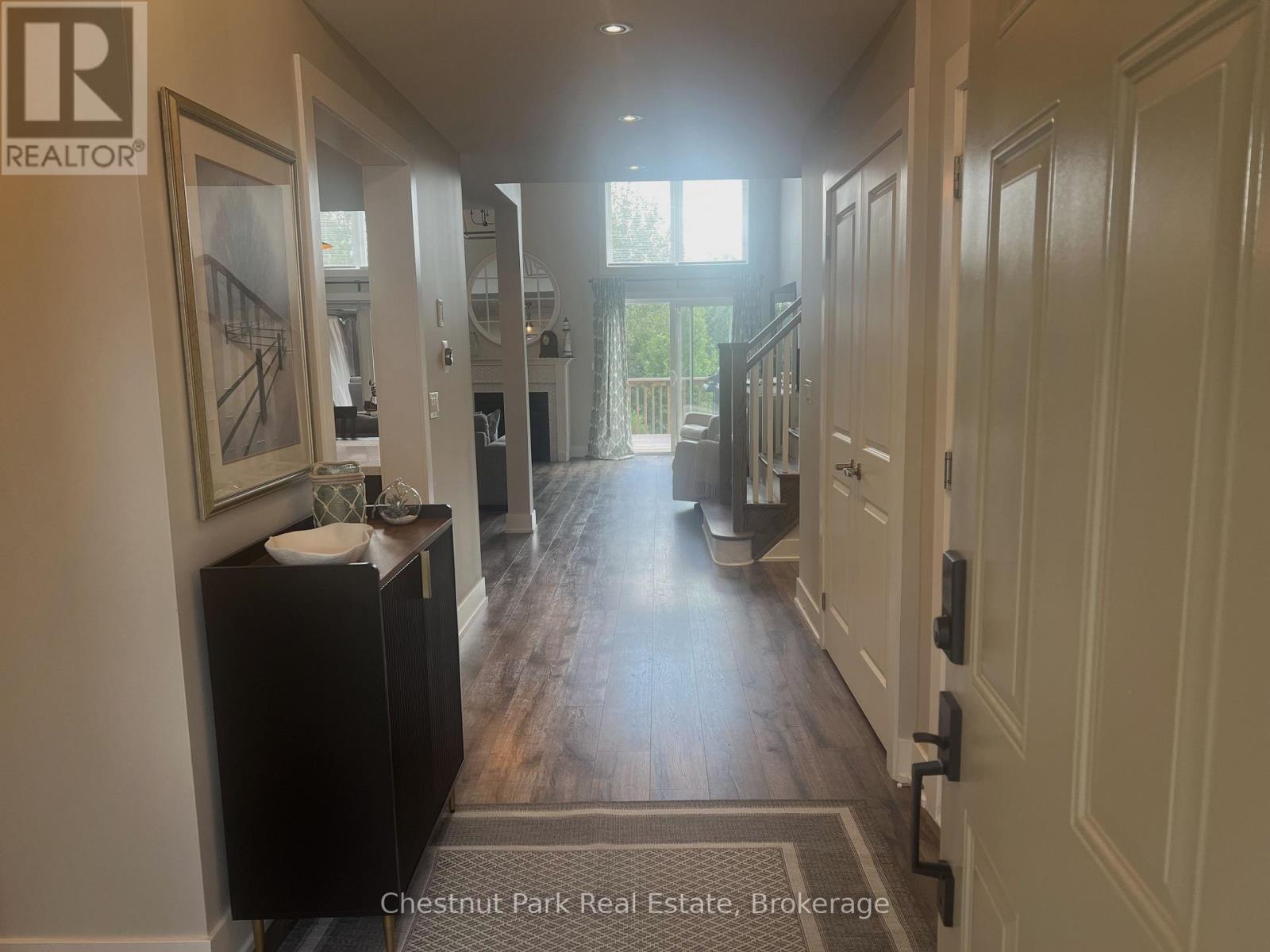 22 Kennedy Avenue, Collingwood, Ontario  L9Y 0Z5 - Photo 6 - S13719124