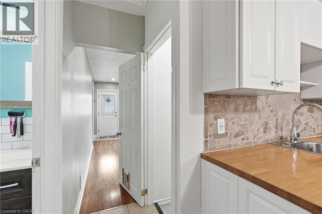 127 Park Row N, Hamilton, Ontario  L8H 4E7 - Photo 16 - 40858830