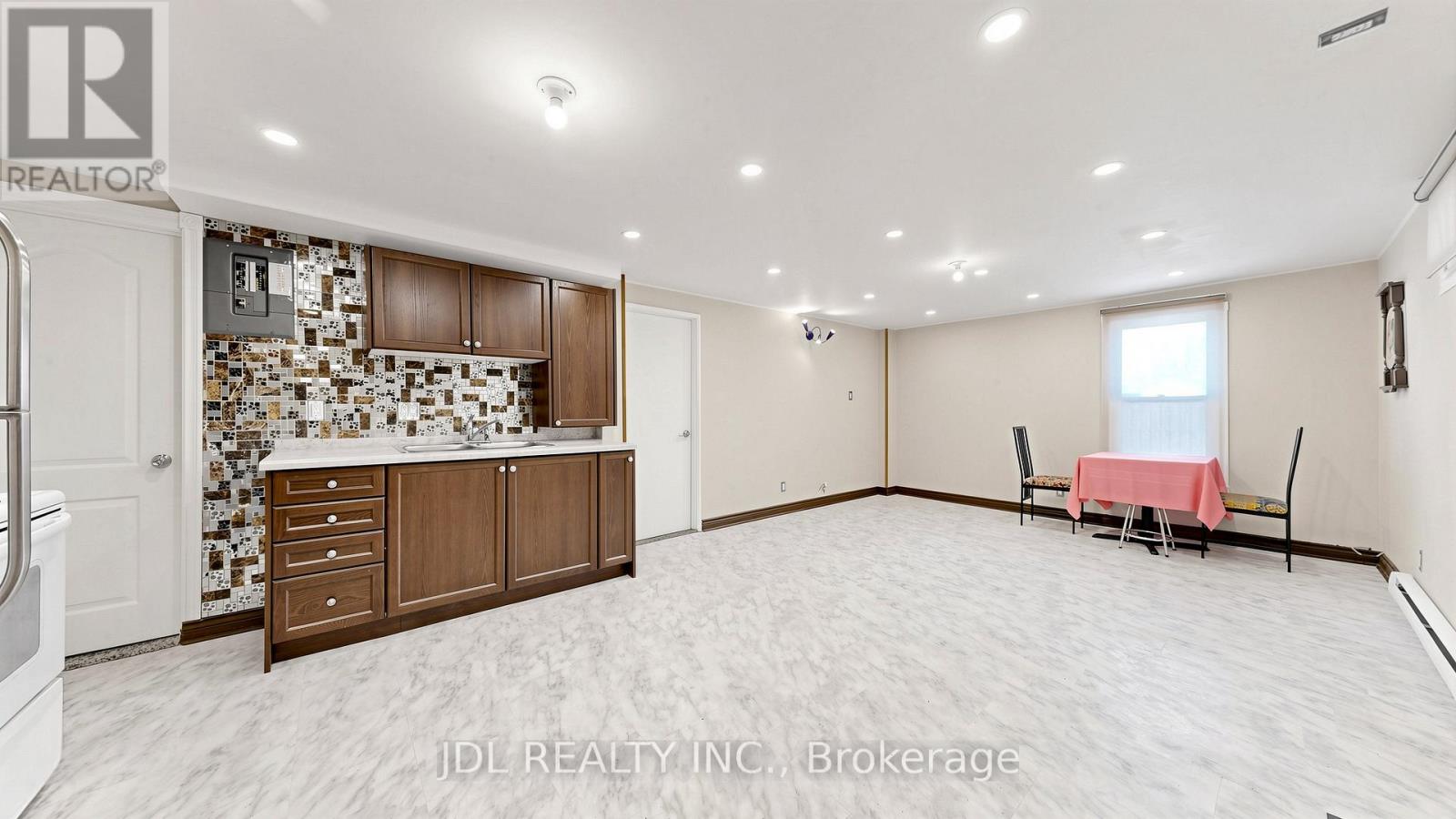 956 Lake Drive E, Georgina, Ontario  L0E 1L0 - Photo 24 - N13718982