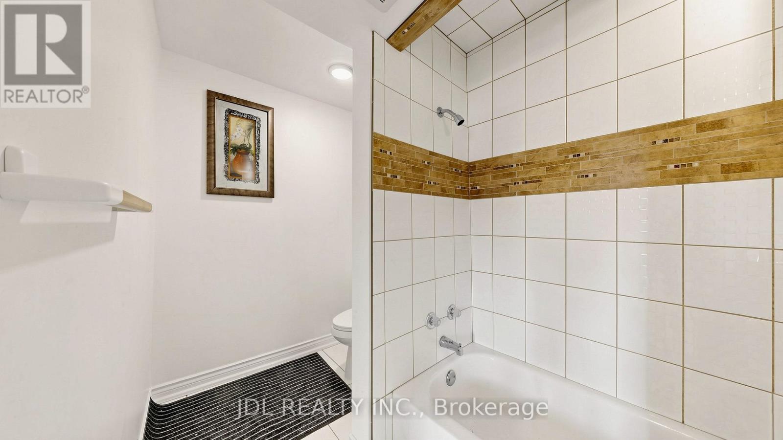 956 Lake Drive E, Georgina, Ontario  L0E 1L0 - Photo 13 - N13718986