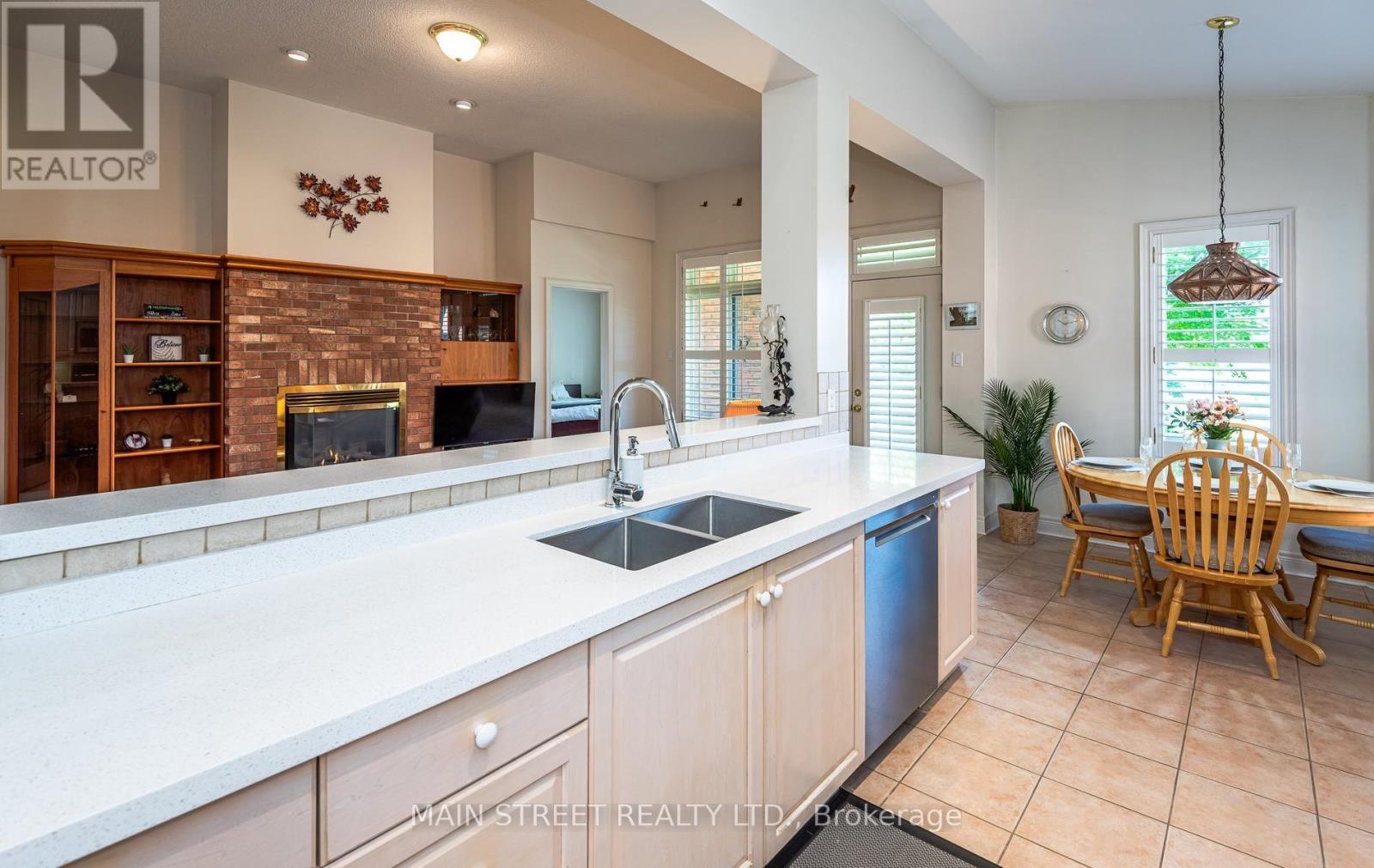 54 Couples Gallery, Whitchurch-Stouffville, Ontario  L4A 1M6 - Photo 21 - N13719040