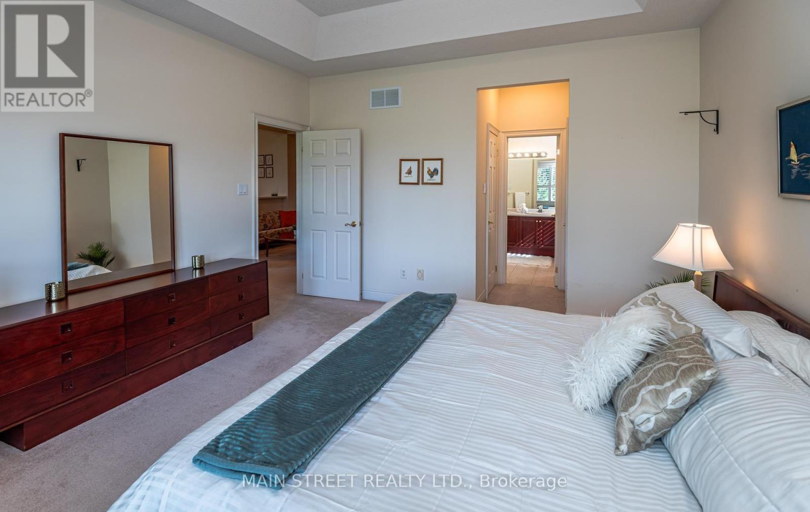 54 Couples Gallery, Whitchurch-Stouffville, Ontario  L4A 1M6 - Photo 27 - N13719040