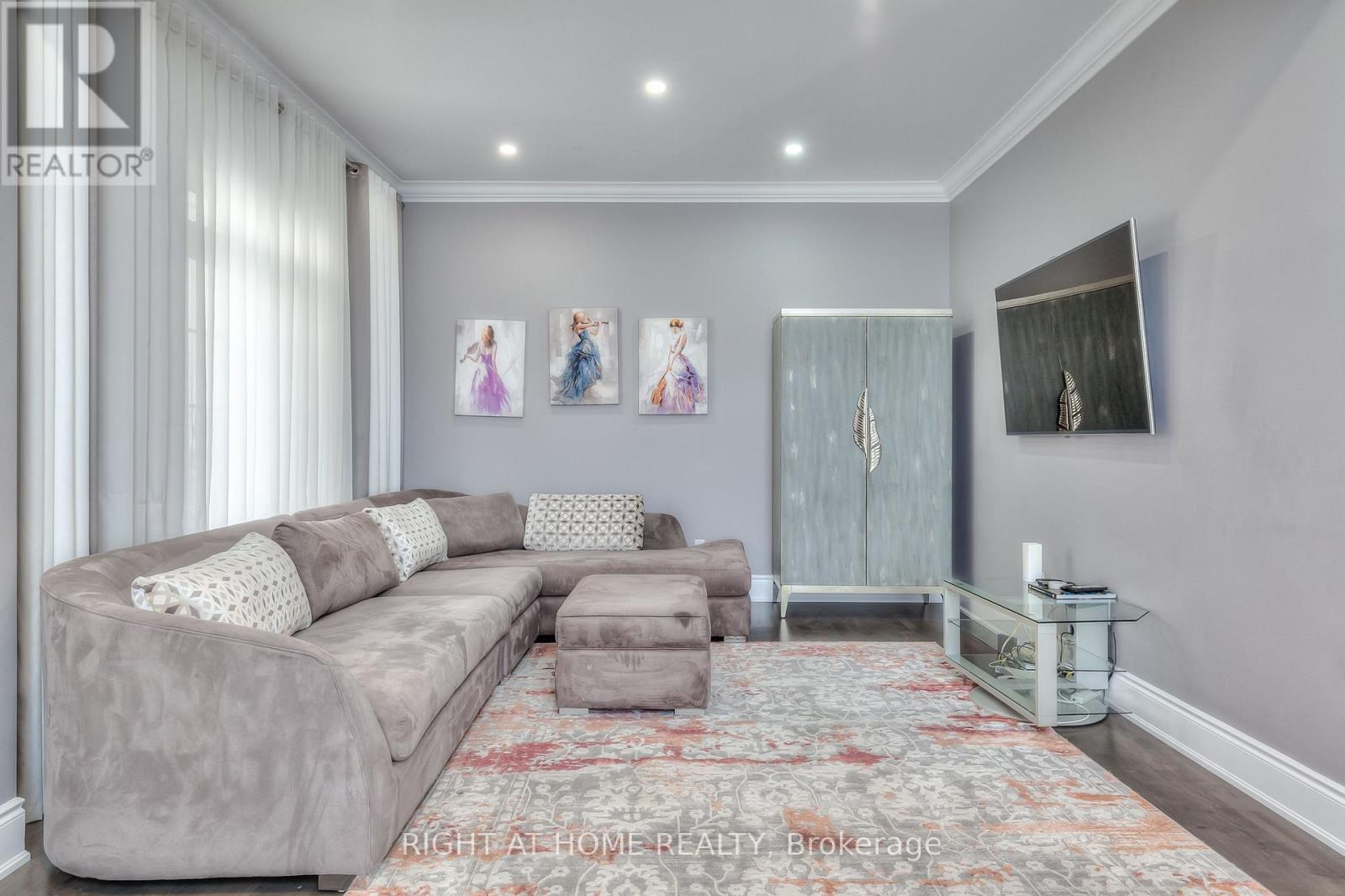 26 Little Natalie Court, Vaughan, Ontario  L6A 0J1 - Photo 7 - N13719044
