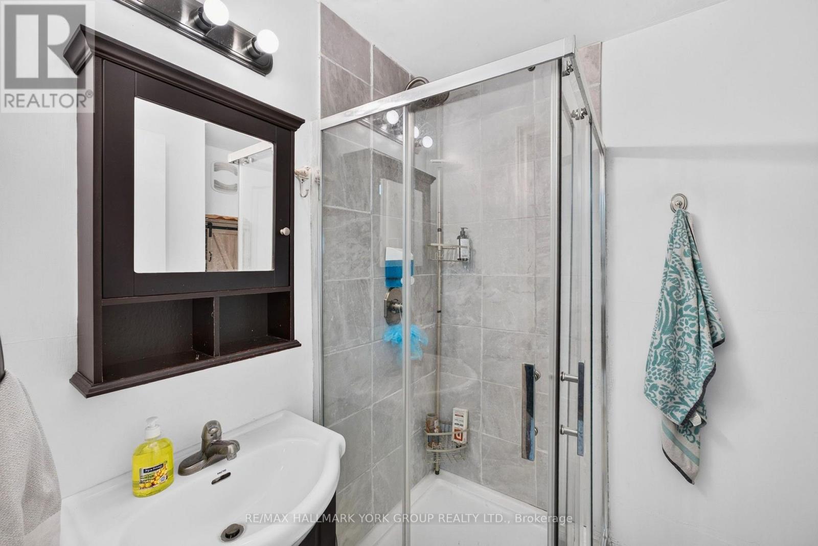 815 Lagoon Drive, Georgina, Ontario  L0E 1S0 - Photo 16 - N13719078