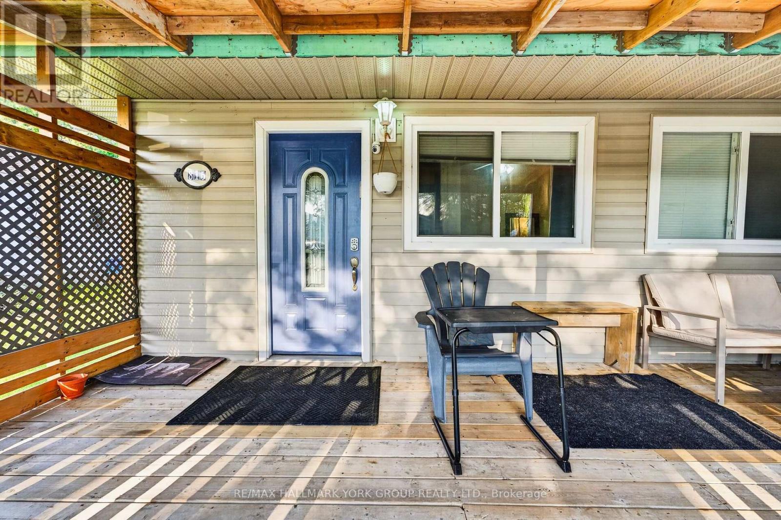 815 Lagoon Drive, Georgina, Ontario  L0E 1S0 - Photo 5 - N13719078
