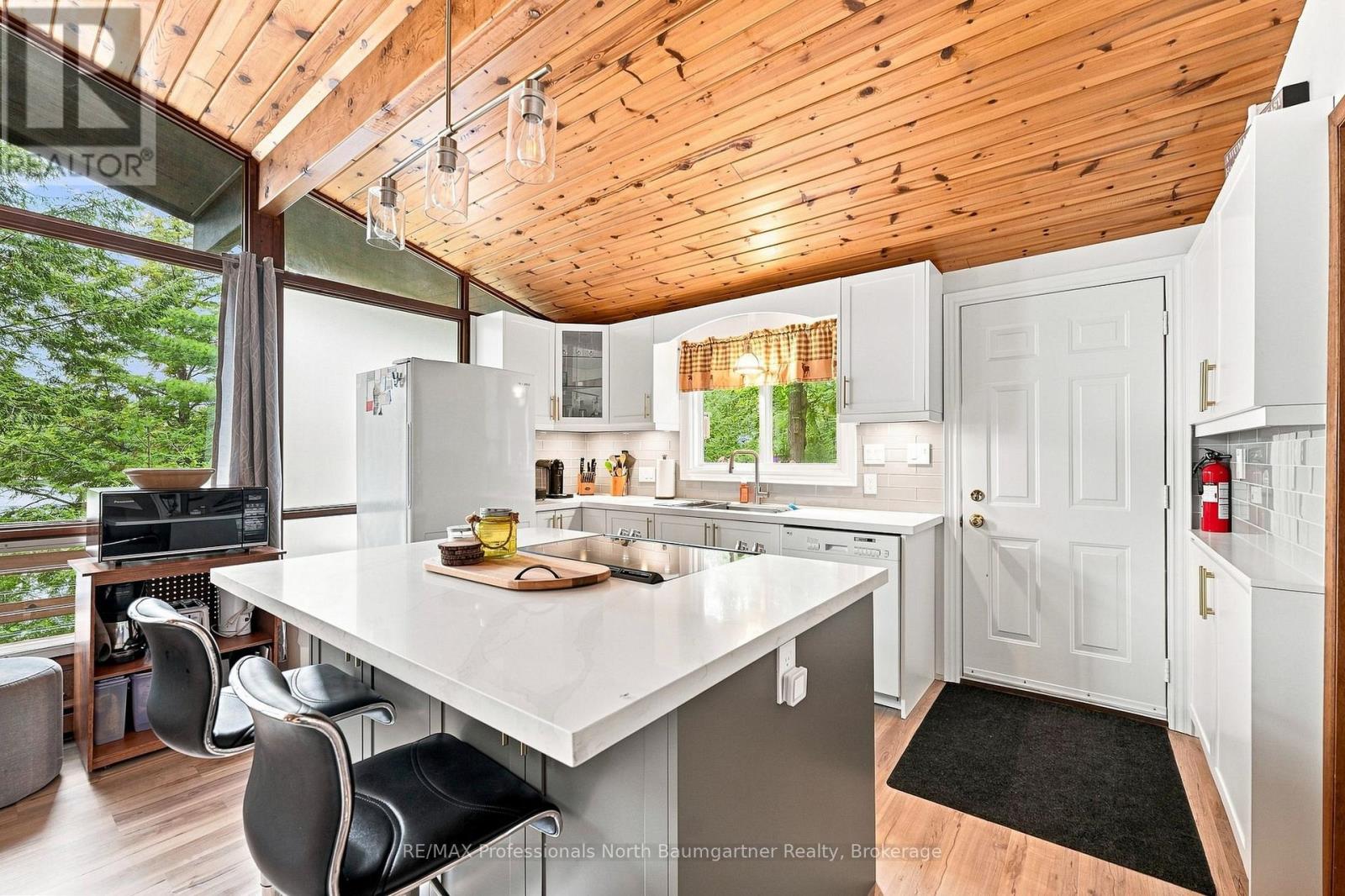 2937 Watts Road, Dysart Et Al (Dysart), Ontario  K0M 1S0 - Photo 6 - X13719158